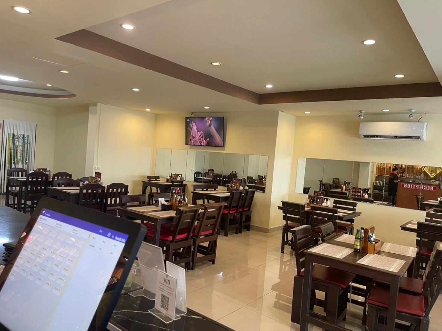 Malee Guesthouse And Restaurant Паттайя Экстерьер фото