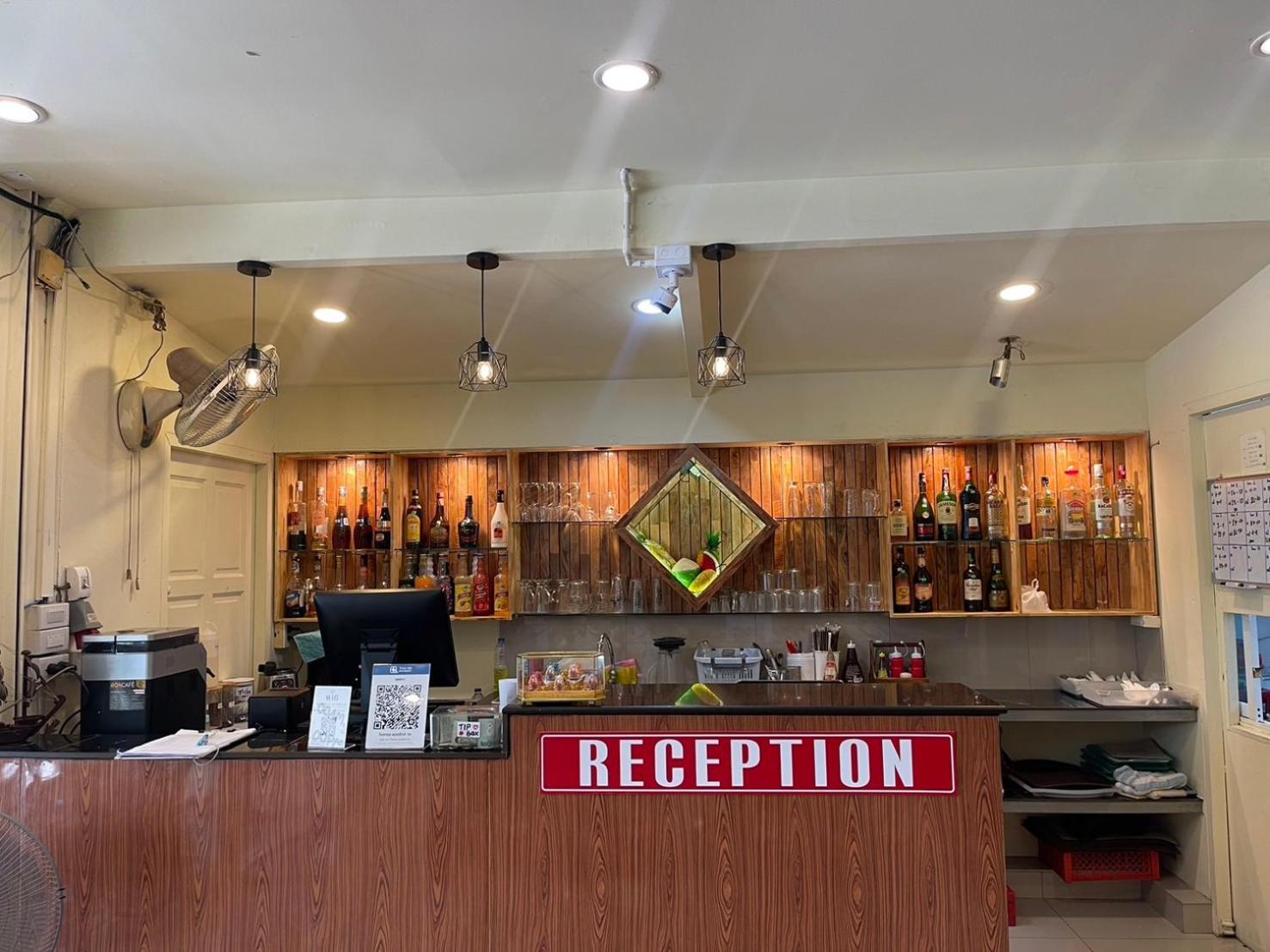 Malee Guesthouse And Restaurant Паттайя Экстерьер фото